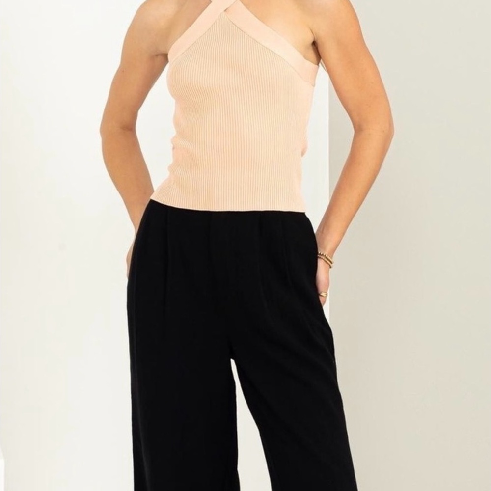 Cross Halter White Top Ribbed Design NWT - Picture 4 of 9